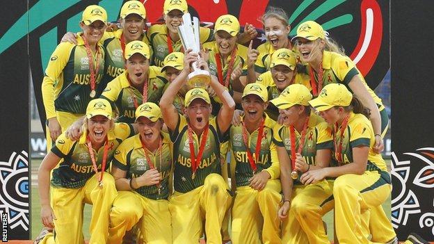 Australia with the World Twenty20 trophy