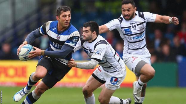 Gavin Henson was named man of the match as Bath beat Brive 39-7 in the Amlin Cup quarter-finals.