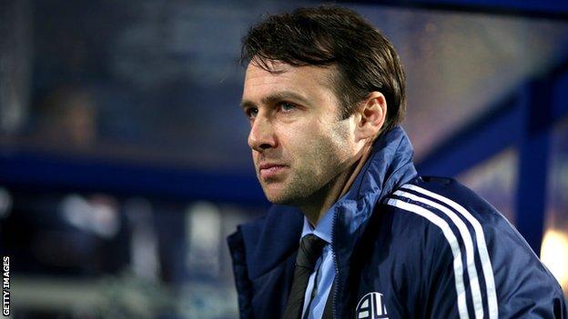Bolton manager Dougie Freedman