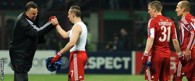 (left to right) Louis van Gaal, Franck Ribery, Bastian Schweinsteiger and Arjen Robben