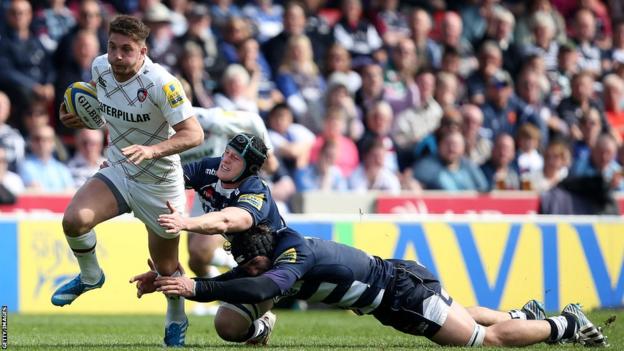 Leicester fly-half Owen Williams evades Sale's Andrei Ostrikov and James Gaskell in a game in which he kicked six conversions in his side's 42-22 win