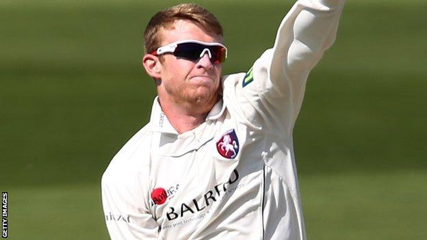 Kent V Surrey Adam Riley Inspires Home Side S Victory Bbc Sport