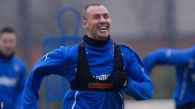 Kenny Miller trains with Rangers