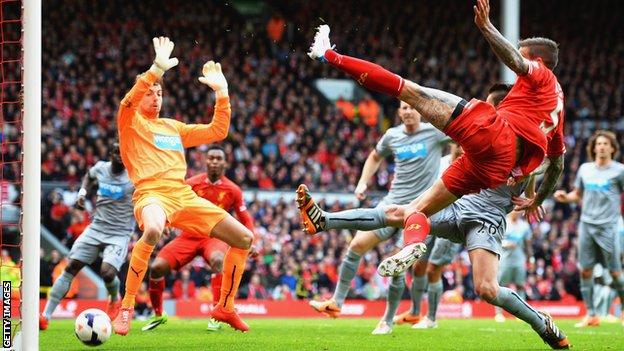 Daniel Agger scores for Liverpool against Newcastle