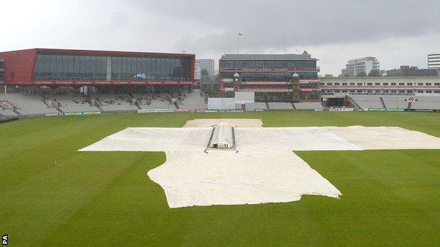 Play was washed out at Old Trafford