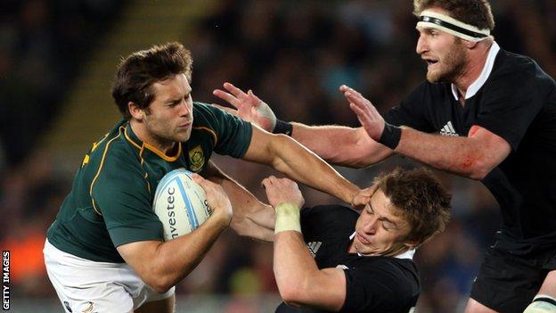 Jan Serfontein in action for South Africa