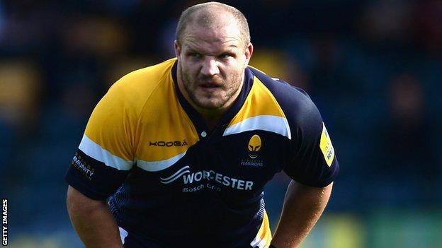Euan Murray playing for Worcester Warriors