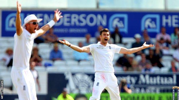 Stuart Broad (left) and James Anderson appeal in vain for a wicket on the fourth day against Sri Lanka
