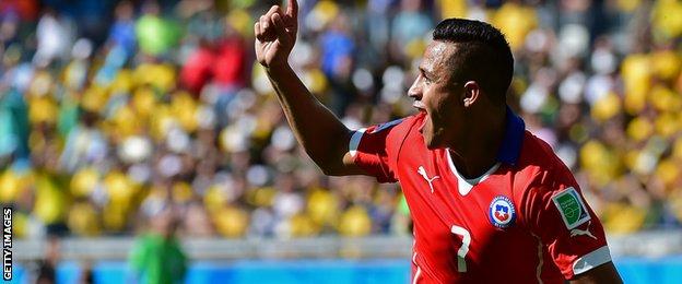 Alexis Sanchez celebrates his goal for Chile