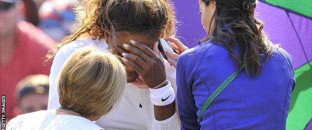 Serena Williams receives medical treatment