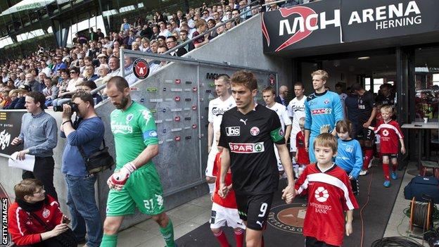FC Midtjylland face FC Copenhagen at the MCH Arena