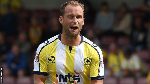 Kevin Nicholson