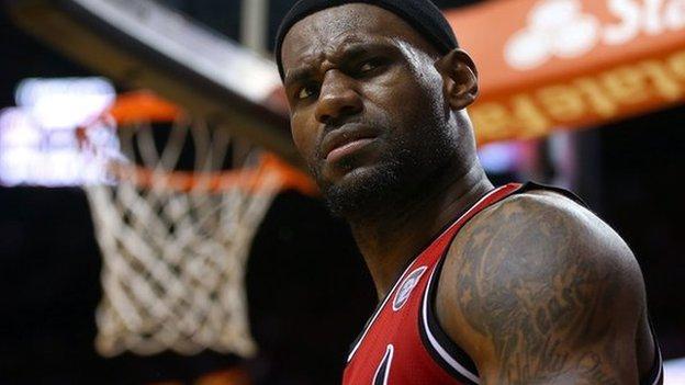 LeBron James: Cleveland Cavaliers return for NBA star - BBC Sport