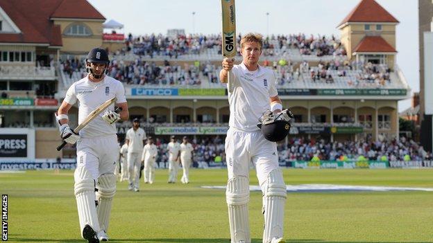 England v India: Record stand and late wickets gives hosts ...