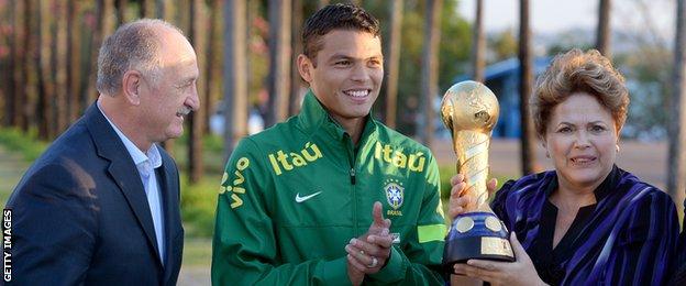 Luiz Felipe Scolari with captain Thiago Silva and Brazil President Dilma Rousseff