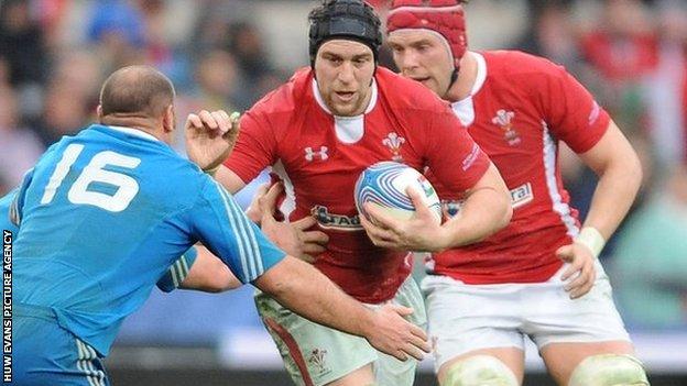 Glasgow 2014 Ryan Jones And Richard Parks To Support Wales Bbc Sport