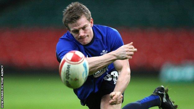 Scrum-half Dwayne Peel has been named as Bristol captain for next season