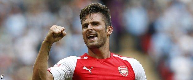 Olivier Giroud came on as a substitute to wrap up Arsenal's win over Manchester City