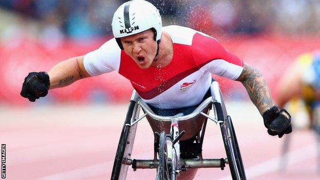 David Weir won gold for England at the Commonwealth Games
