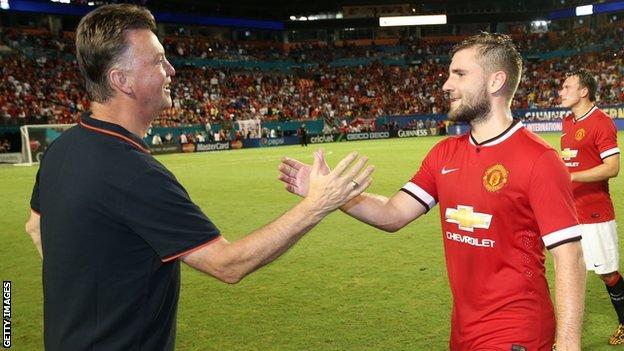 Louis van Gaal and Luke Shaw