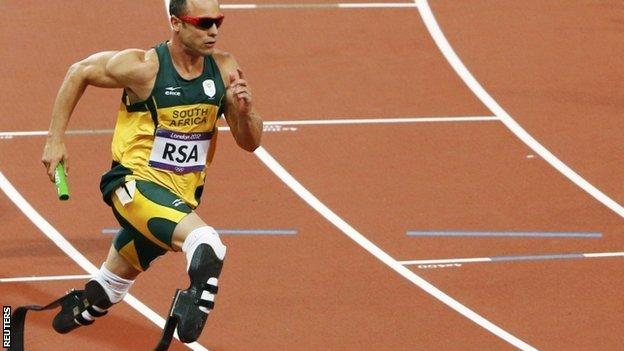 South Africa's Oscar Pistorius runs in the 4x400m relay final