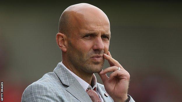 Exeter City Boss Paul Tisdale Hopes Reaction Did Not Sway Ref Bbc Sport