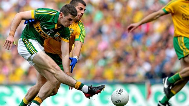 Paul Geaney shoots low into the Donegal net to give Kerry the perfect start in the senior decider