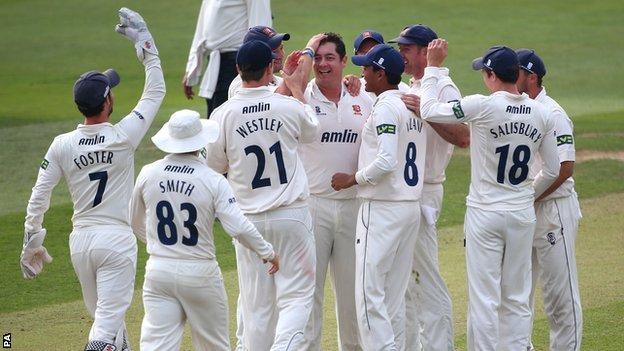 Essex's Jesse Ryder took a county-best 5-24 against Worcestershire at Chelmsford