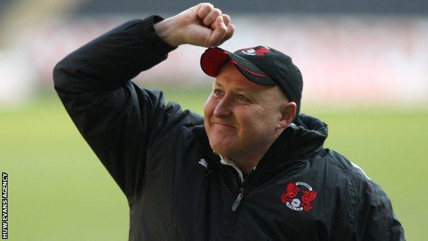Russell Slade