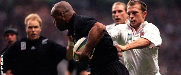Jonah Lomu and Matt Dawson at 1999 Rugby World Cup