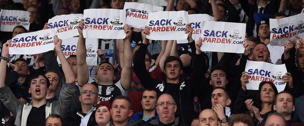 Some Newcastle United fans give their view on Magpies boss Alan Pardew