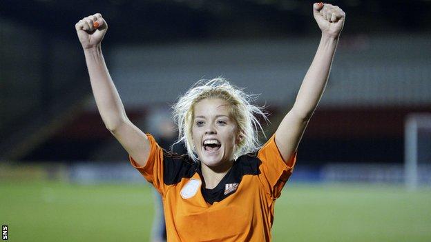 Denise O'Sullivan celebrates after scoring for Glasgow City against Medyk Konin