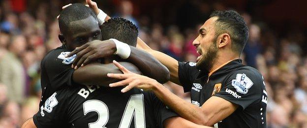 Mohamed Diame celebrates scoring for Hull