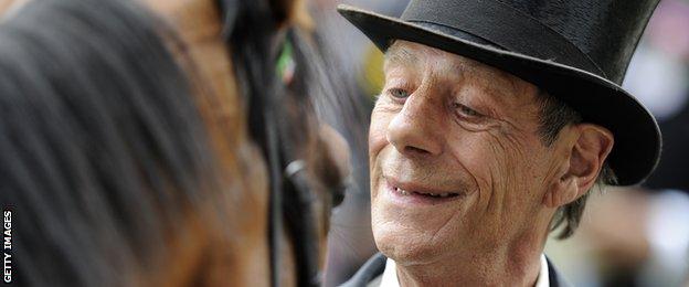 Sir Henry Cecil stares into the eyes of Frankel