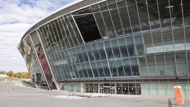 Shakhtar Donetsk's Donbass Arena damaged by shelling - BBC ... - 624 x 351 jpeg 48kB