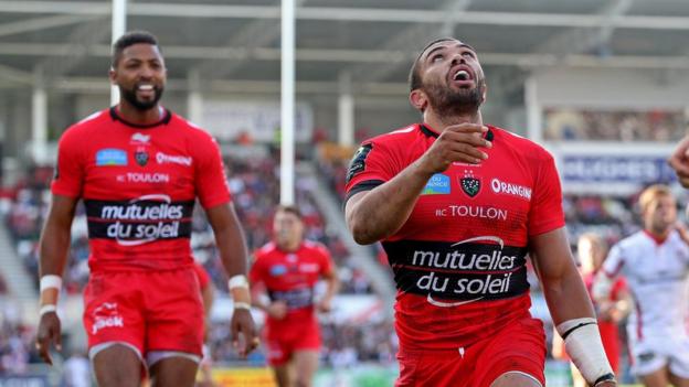 Bryan Habana celebrates after scoring the first of Toulon's two tries in their 23-13 victory over Ulster