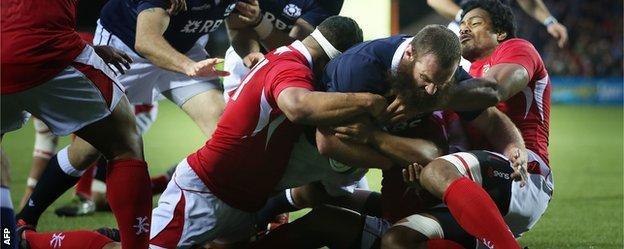 Geoff Cross scores a try for Scotland against Tonga