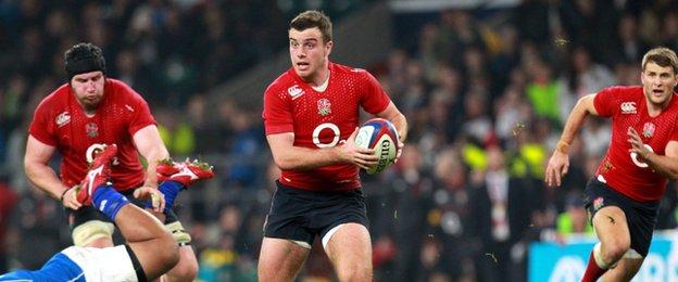 George Ford (centre)