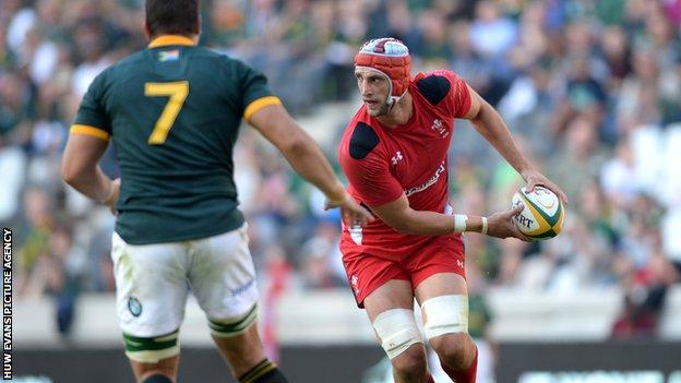 Luke Charteris