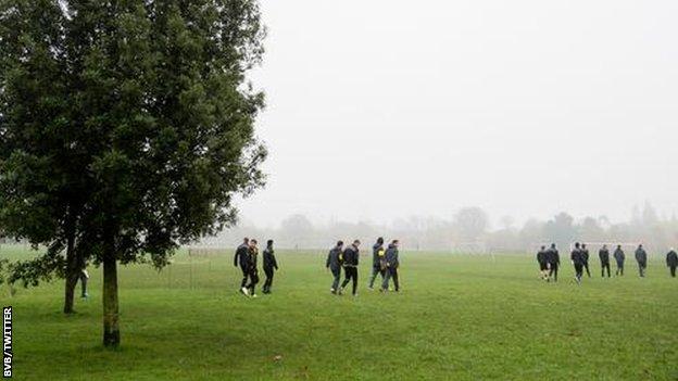 Dortmund train in Regent's Park