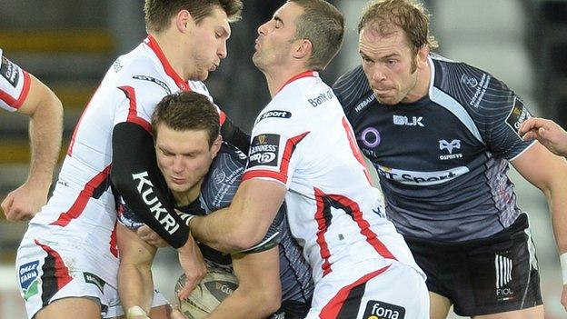 Dan Biggar is halted by Ulster