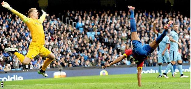 Joe Hart & Fraizer Campbell