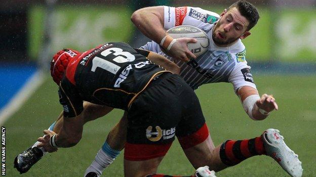 Tyler Morgan tackles Alex Cuthbert