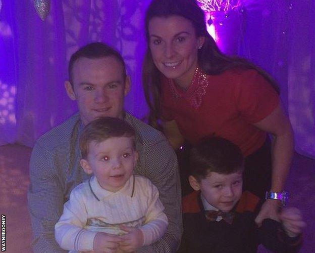 Wayne Rooney Instagram Christmas family picture