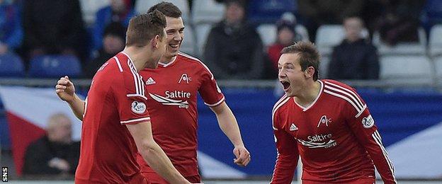 Aberdeen players celebrating