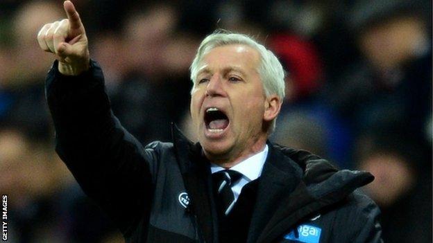 Alan Pardew: Newcastle manager is linked with Crystal Palace job