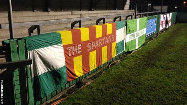 Blyth fans lay out their flags