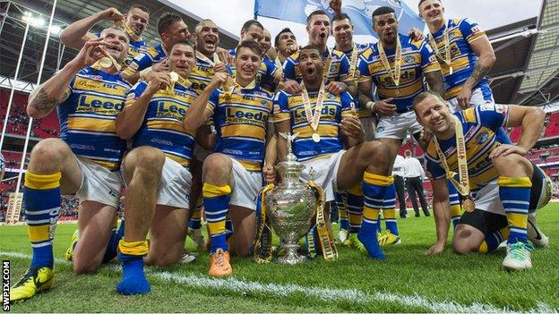 Leeds Rhinos celebrate winning the Challenge Cup