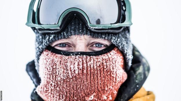 Ed Leigh: "The temperature is -20 C and I am wearing everything I have bought with me and am still cold, the wind penetrates everything, including my merino wool thermals with ease. My feet are numb and all of my joints are sore."