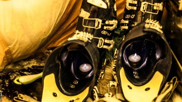 Ski boots have to be warmed so the plastic doesn’t shatter when trying to put them on. Ed Leigh sums up his trip by saying: "It is an experience that I can’t ever see being bettered."